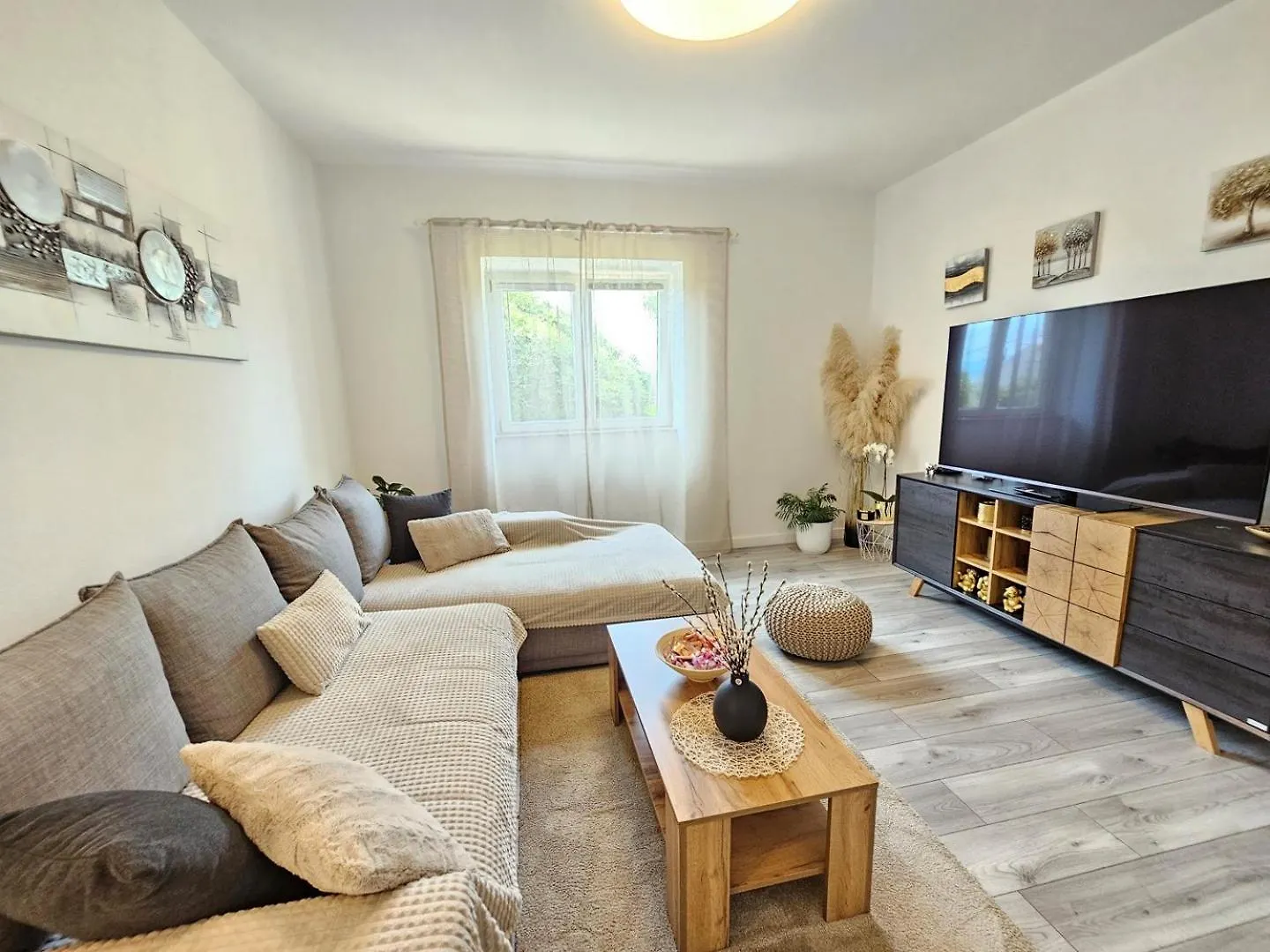 Melita - Apartment With Terrace, 200 M From The Beach Novi Vinodolski
