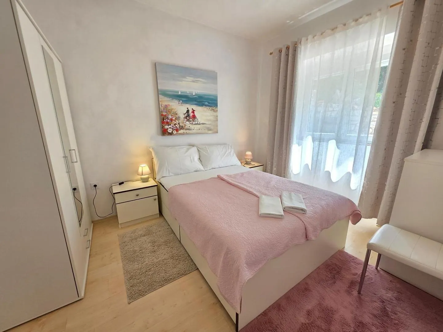 Melita - Apartment With Terrace, 200 M From The Beach Novi Vinodolski