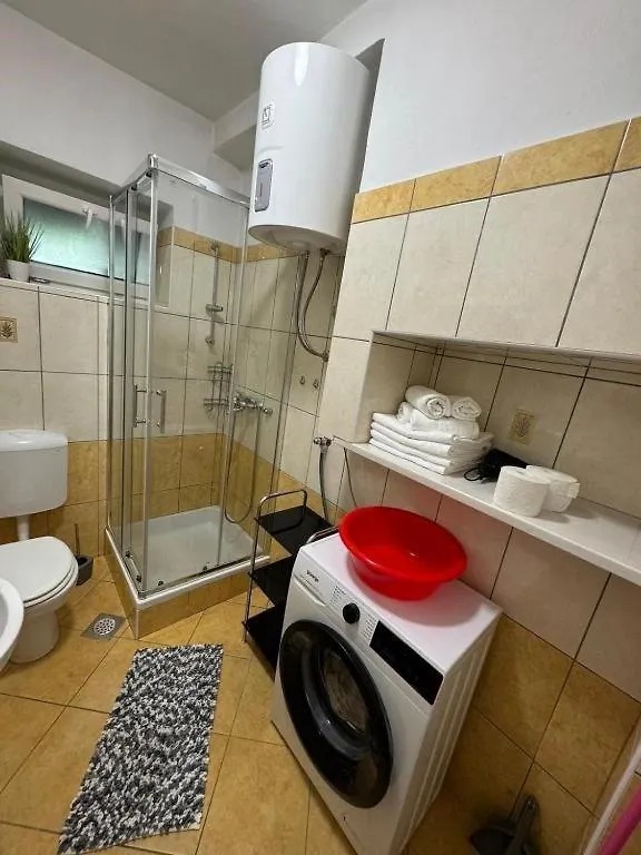 Melita - Apartment With Terrace, 200 M From The Beach Novi Vinodolski